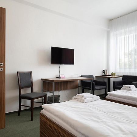 Hotel Veronika Острава Екстериор снимка