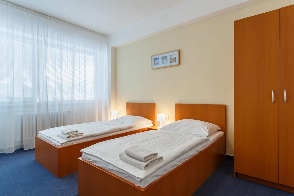 Hotel Veronika Острава Екстериор снимка
